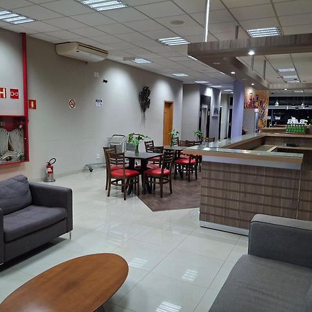 Onix Inn Hotel Cravinhos Екстер'єр фото