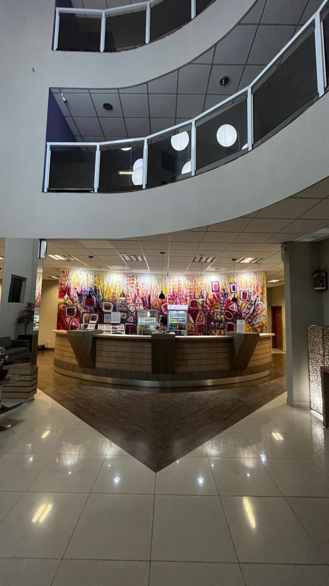 Onix Inn Hotel Cravinhos Екстер'єр фото