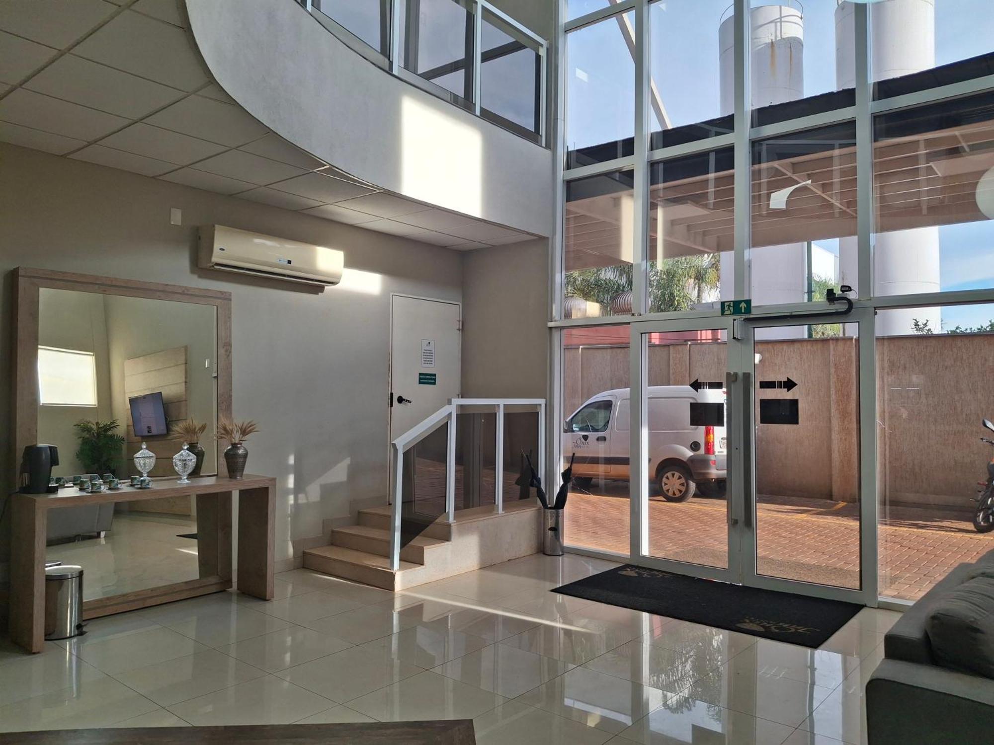 Onix Inn Hotel Cravinhos Екстер'єр фото