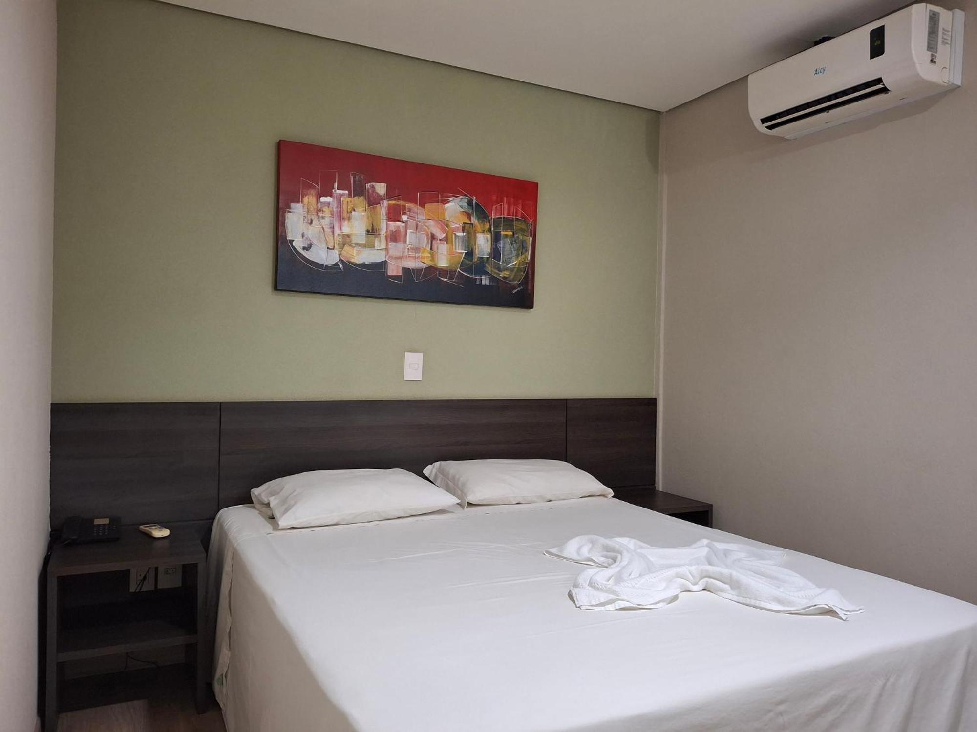 Onix Inn Hotel Cravinhos Екстер'єр фото